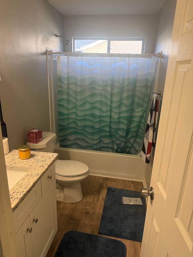 Kabzeel Fields's room