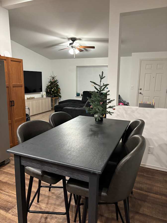 Jennifer's room