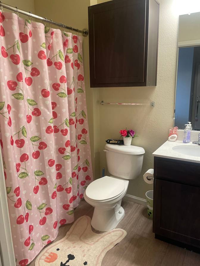 Victoria's room