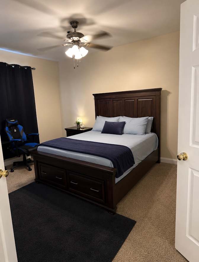 Stephanie's room