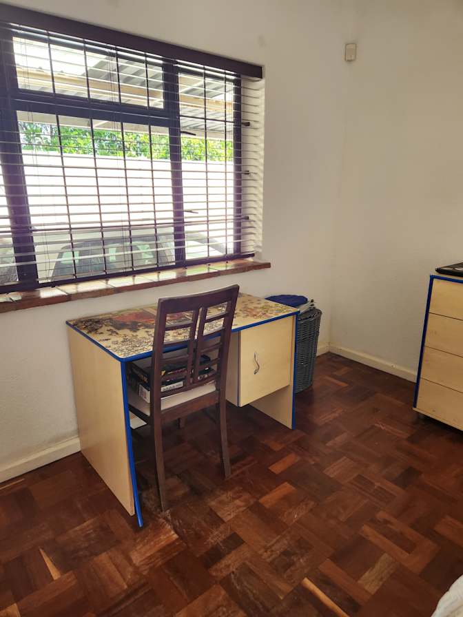 Zoyisile's room