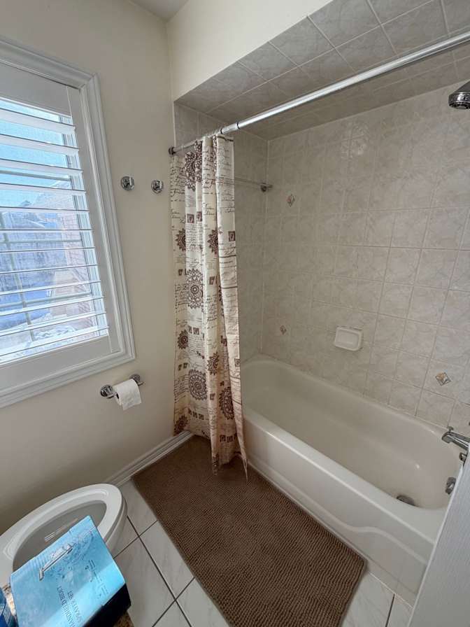 Parastoo Lalani's room