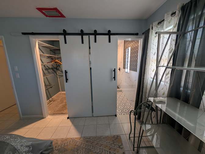 Kenneth's room