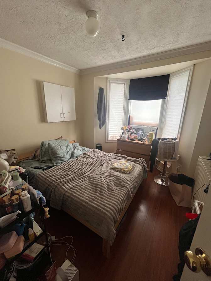 Ozlem's room