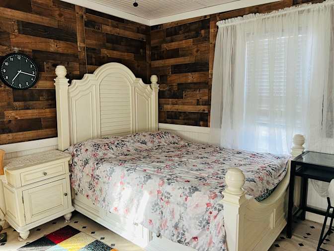 Shaheda's room