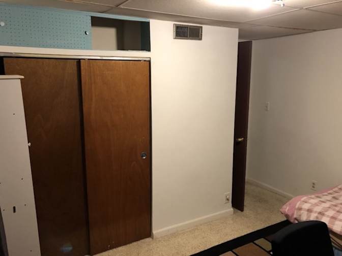 Luc's room