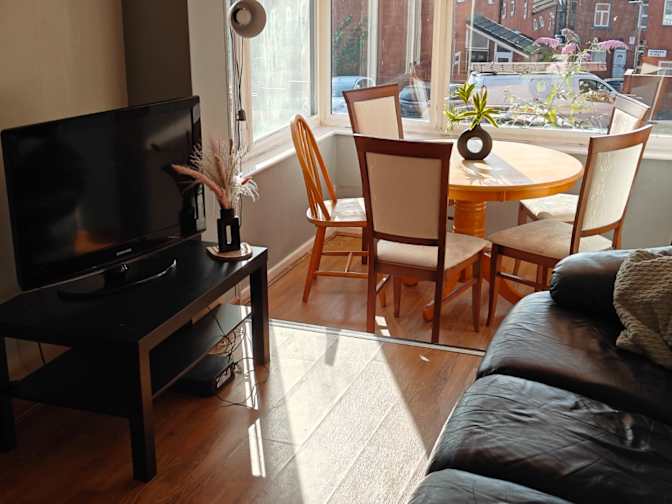 Dawnvale Estates's room