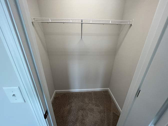 Alcove Rooms's room