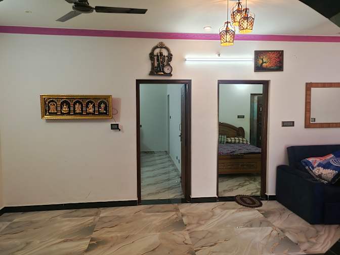 TARAKARAMA's room