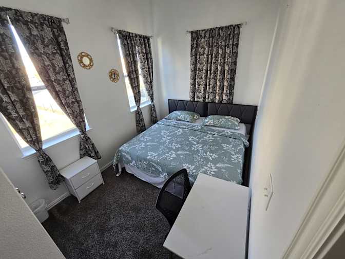 PadSplit's room