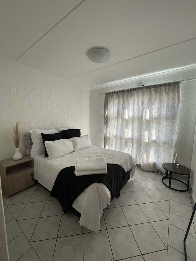 Feechy Makoni's room