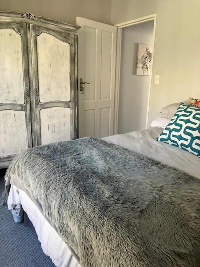 lou's room