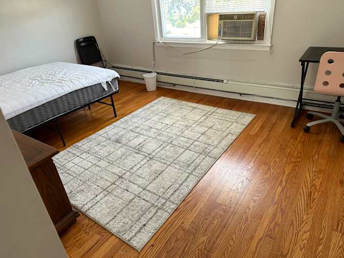 Lili's room