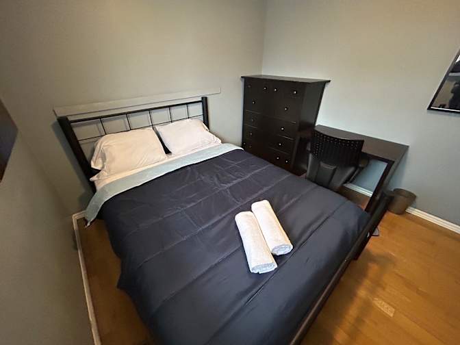 Nick Sarkovski's room