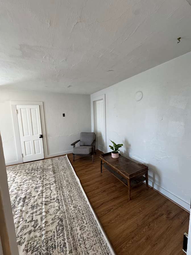 Max's room