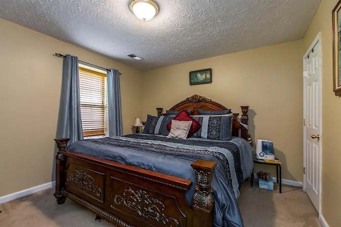 Bran-Bran's room