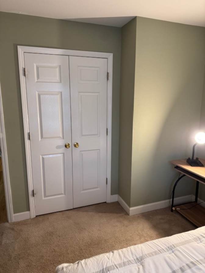 Liz's room