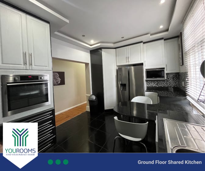 YouRooms's room