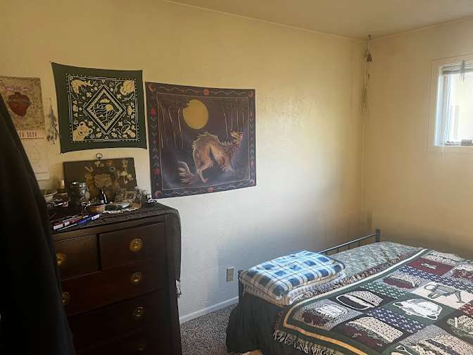 Hannah's room