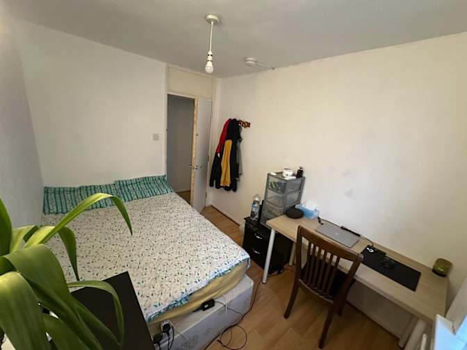 Daanyaal's room