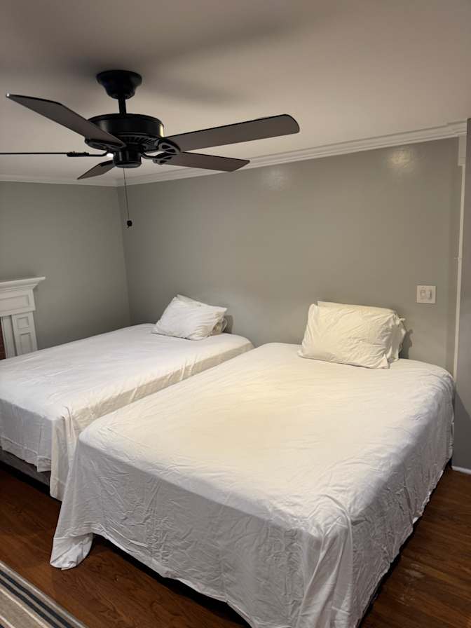 Howard's room