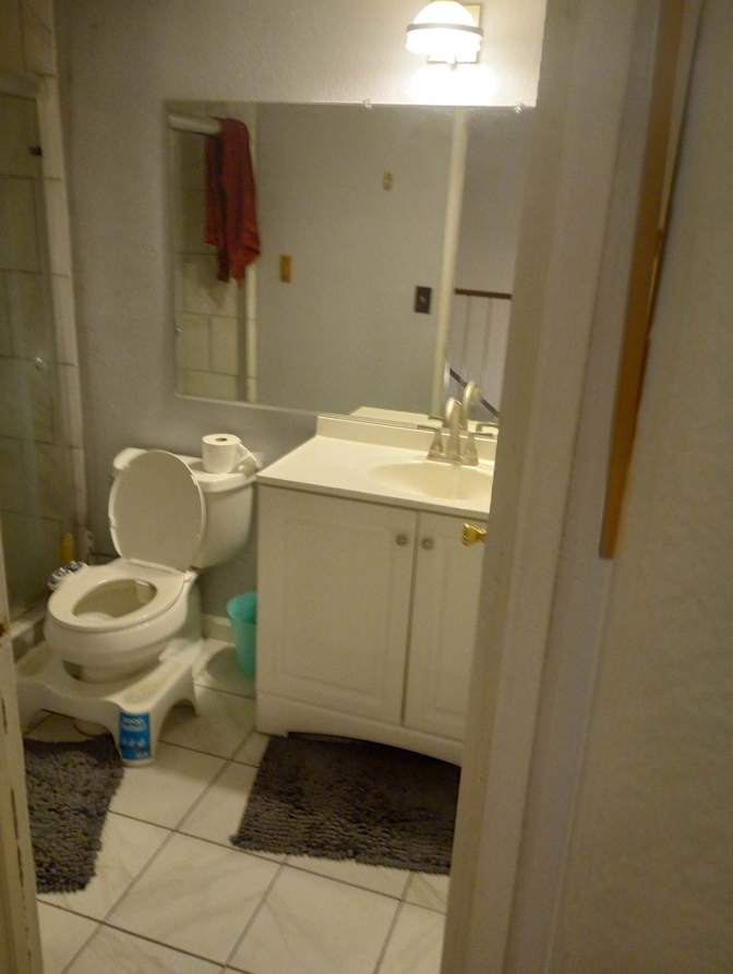 Navin Arjuna's room