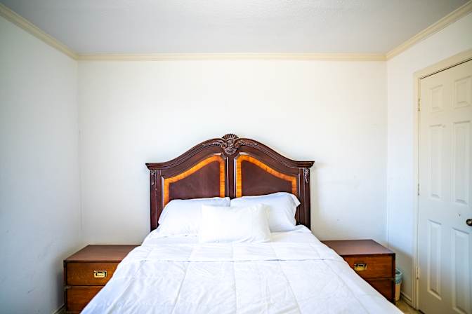 Gul's room