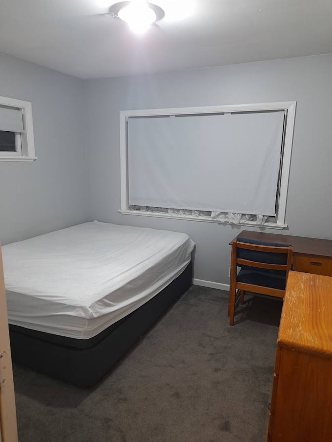 Tri's room