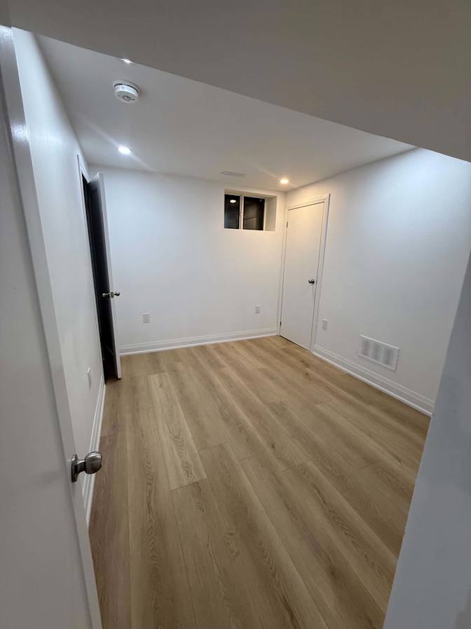 Saida's room