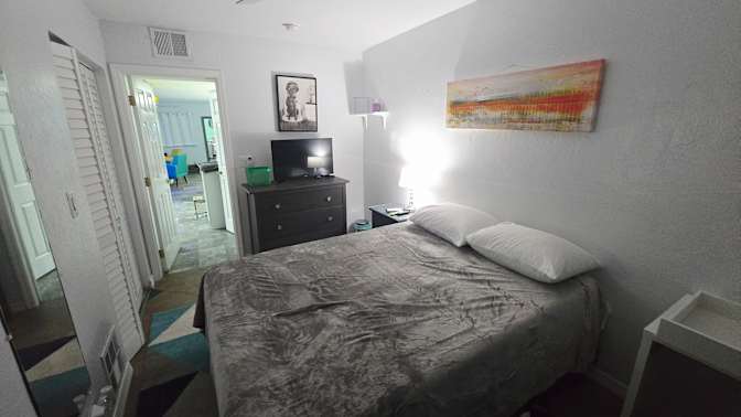 Carl's room