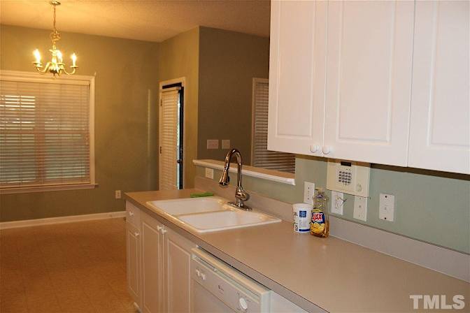 Alcove Rooms's room