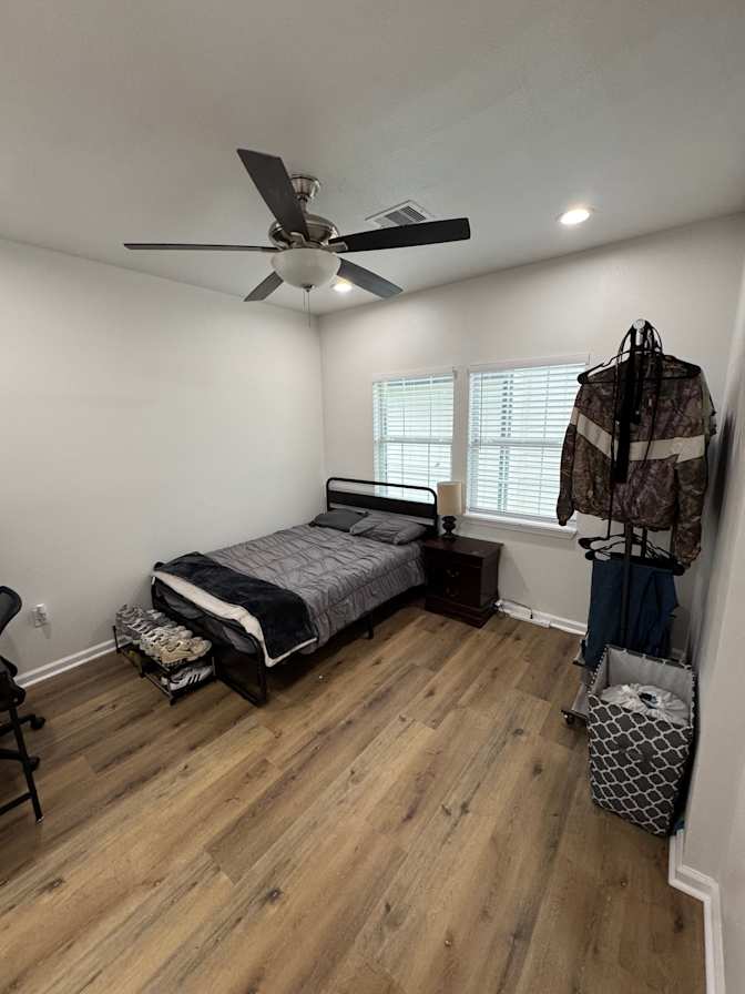 Ricardo's room