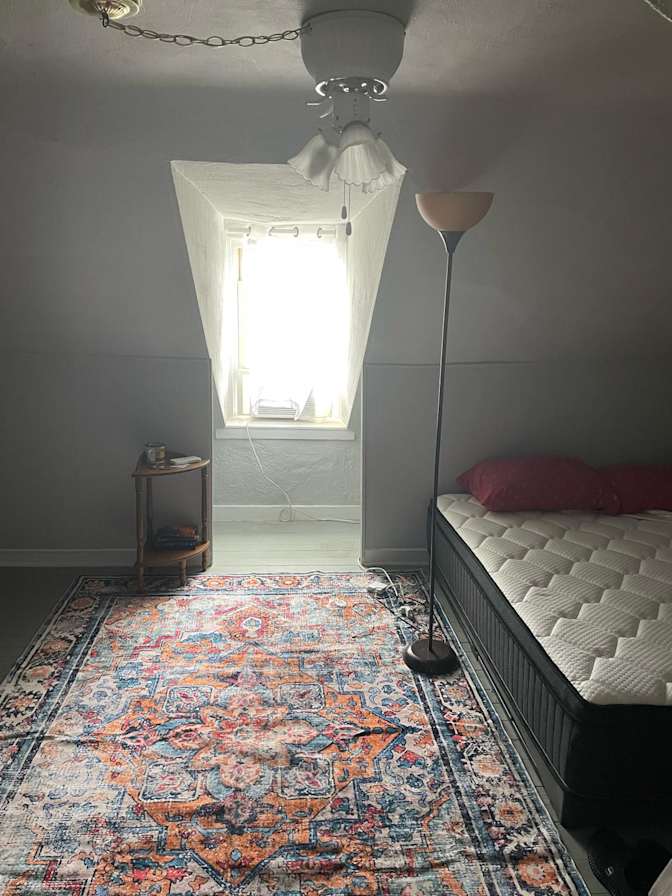 Andrew Kleinman's room