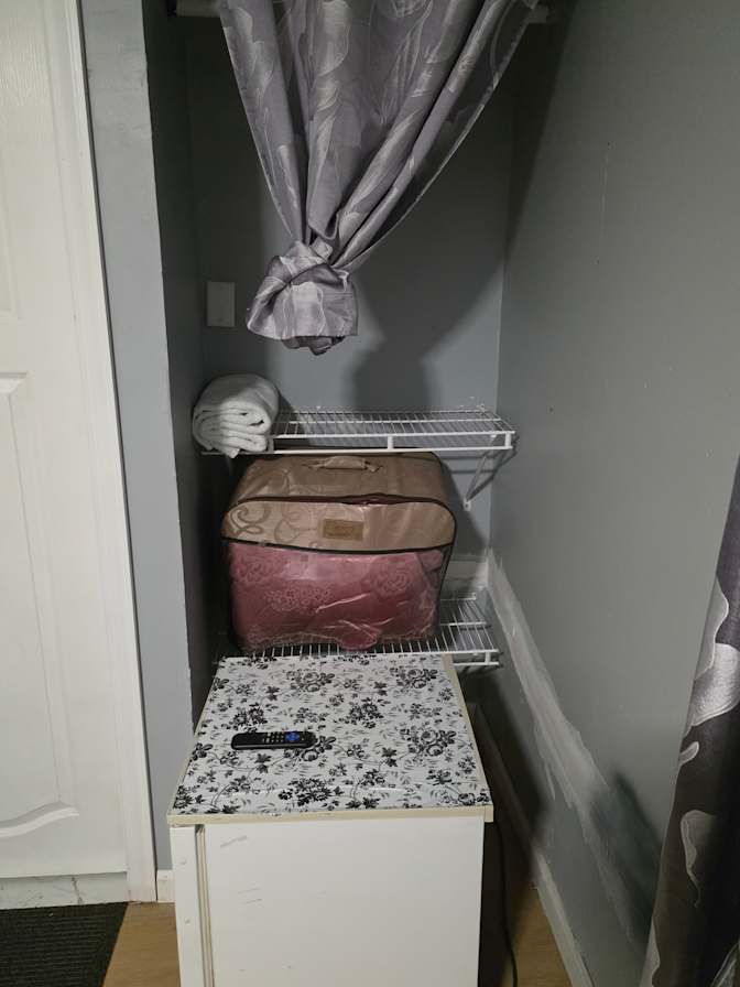 Sandra  N's room