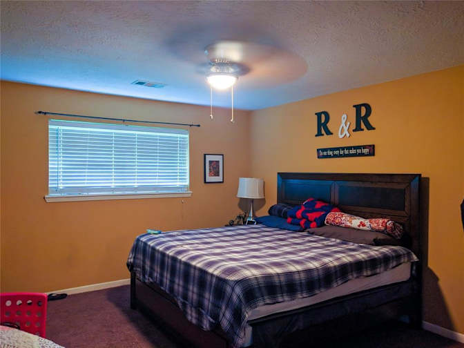Le's room