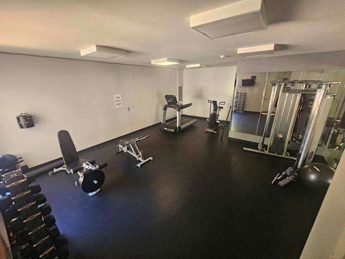 Eric Broberg's room