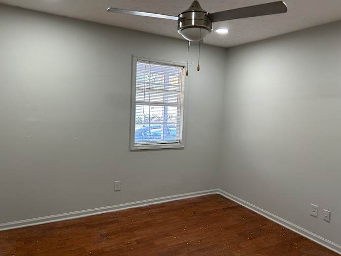 luis's room