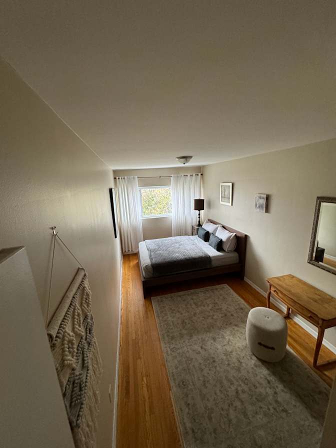 Razvan's room