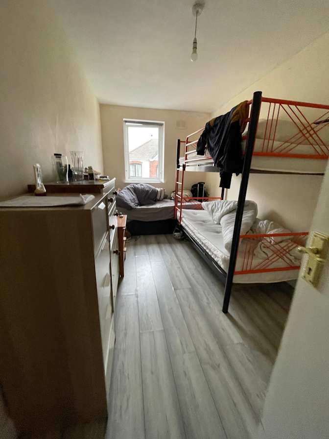 Sebastián's room