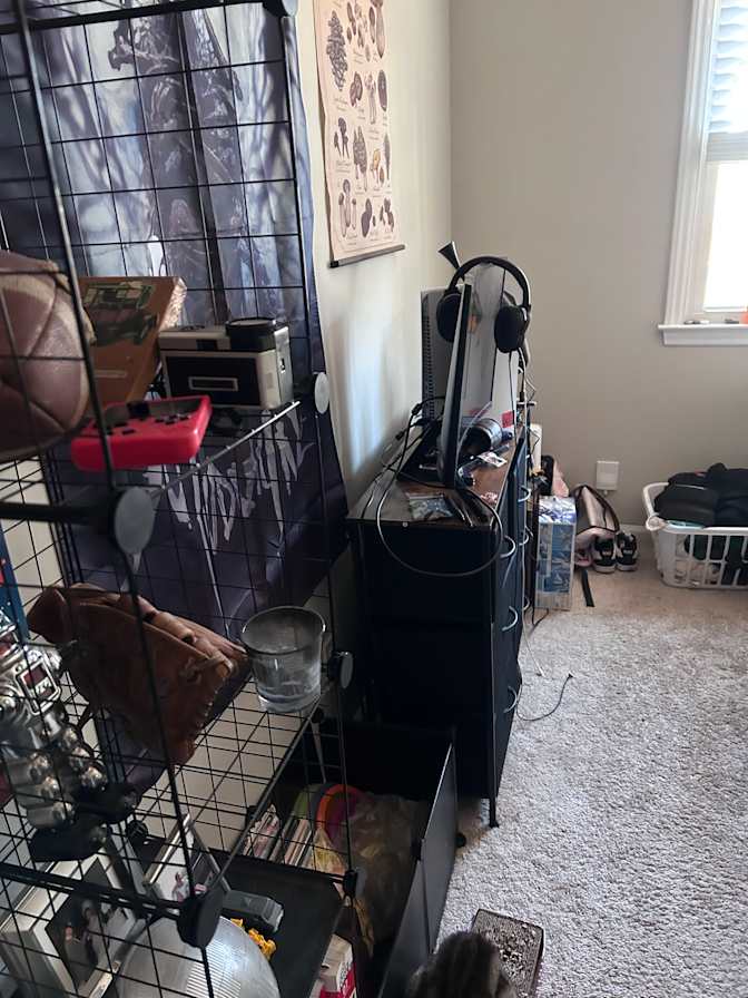 Brad Johnson's room