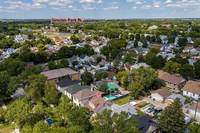 Dina Castillo's room