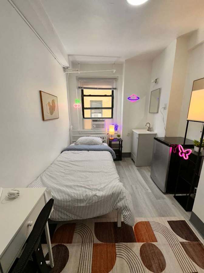 Rose Tekcan's room