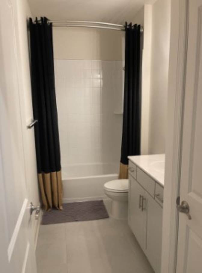 Luxury fully furnished private's room