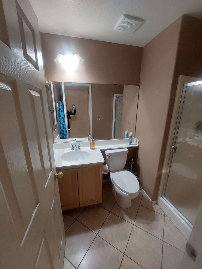 Gina López's room