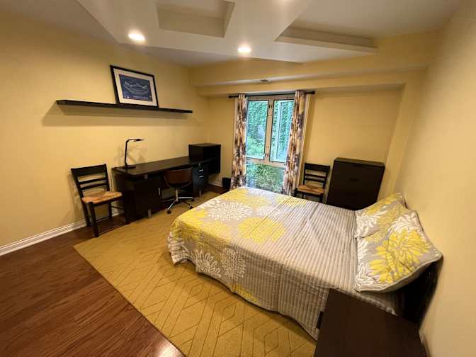 Denis's room