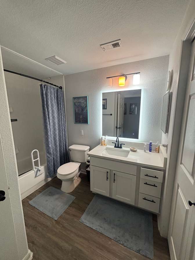 michael's room