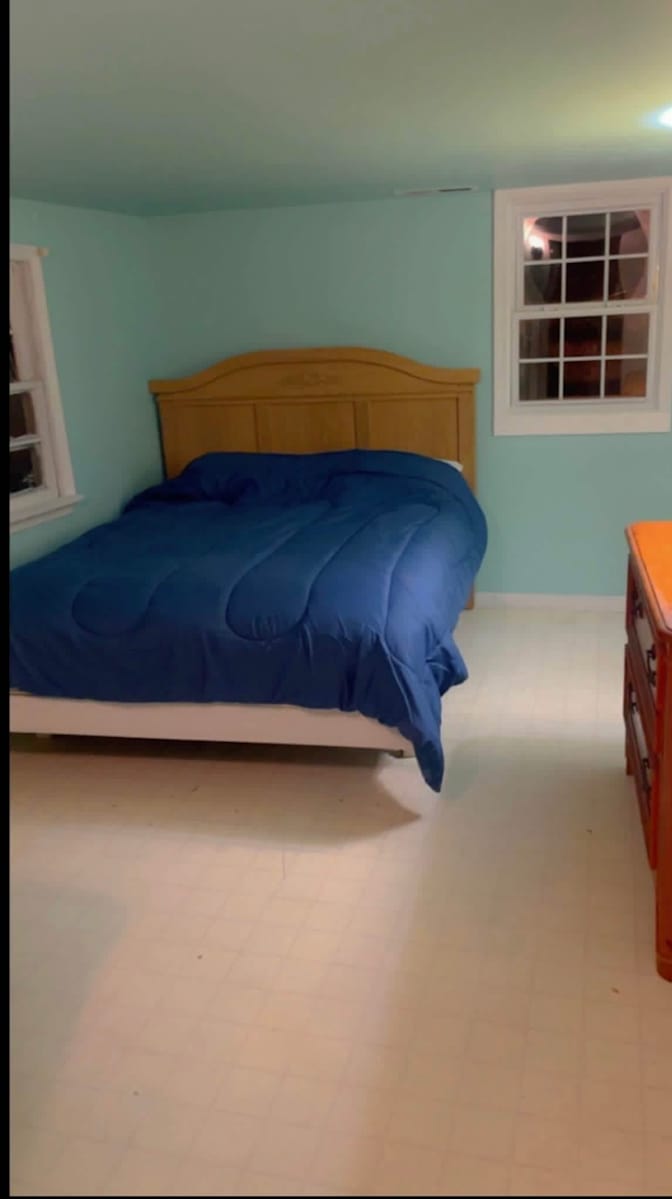 Tishima's room