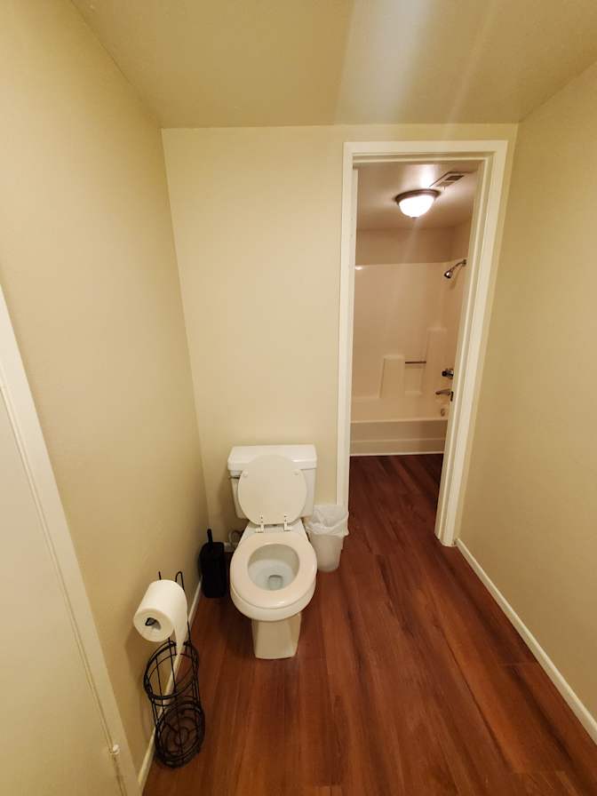 Aron's room