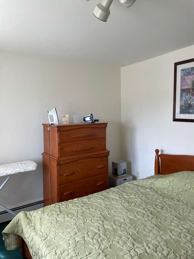 leonard's room