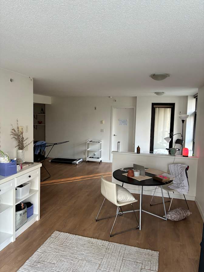 harman's room